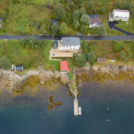 Waterfront Senja 2 Torsken