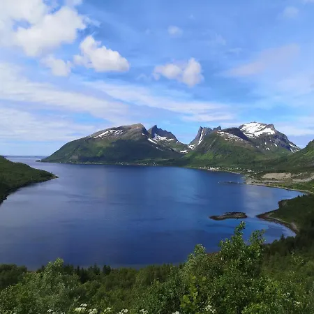 Waterfront Senja 2